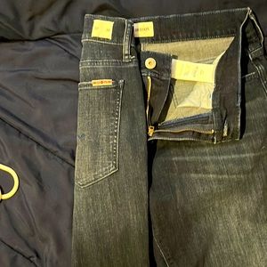 Hudson dark jeans 33x30